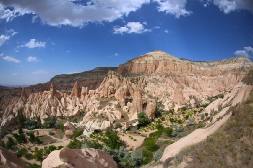 Red and Rose Valley-5